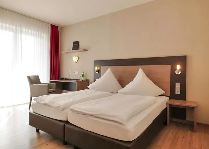 酒店 Moseldomizil 3*